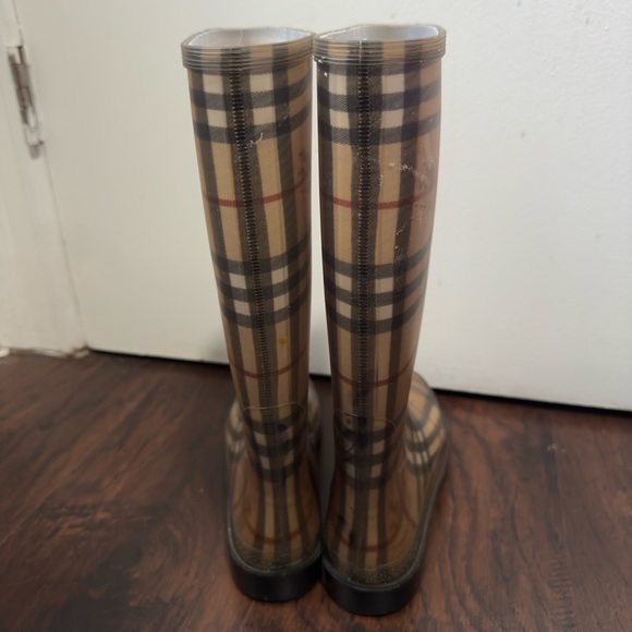 Burberry Plaid Rain Boots Sz 38 - Picture 5 of 14